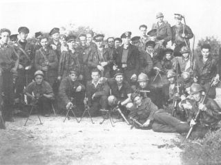 L'unit des partisans franais de Pajer. Les FFI n'taient arms que d'armes d'infanterie